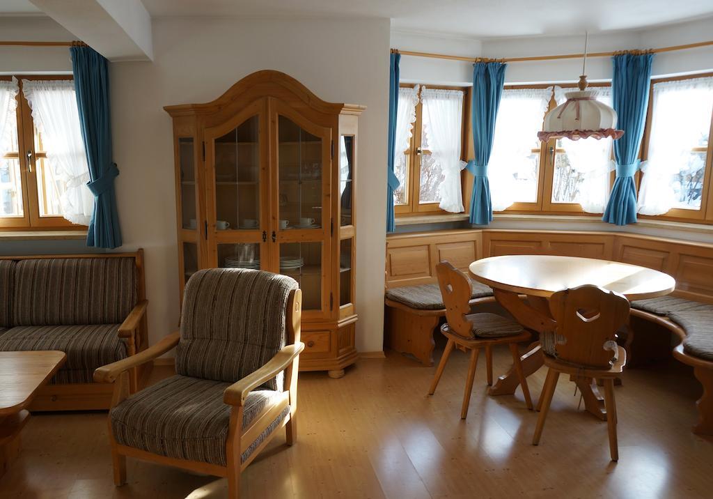Apartamento Alpenresidenz Chiemgau Schleching Habitación foto